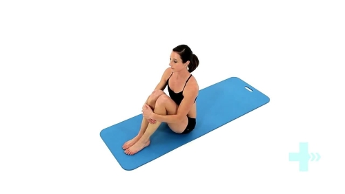 "Knee hug rocks" Растяжка разгибателей бедра/туловища, лежа на спине