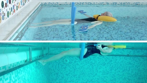 Водное горизонтальное отведение плеч и сведение лопаток лежа на спине